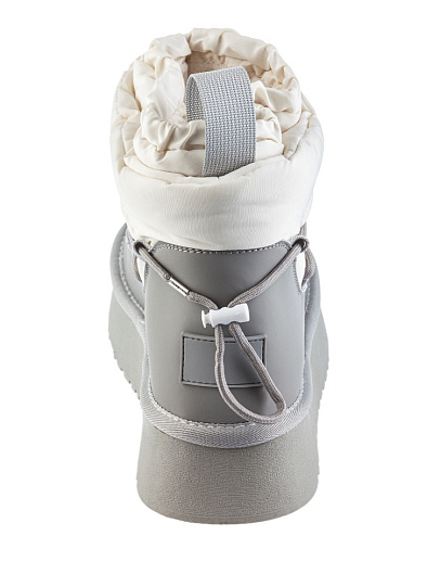 803105-6 Дутики